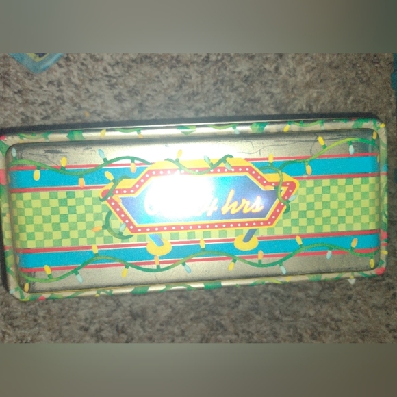 Vintage M&M's Diner #04 Christmas Village limited Edition Canister 1996 Tin Box - Picture 2 of 7